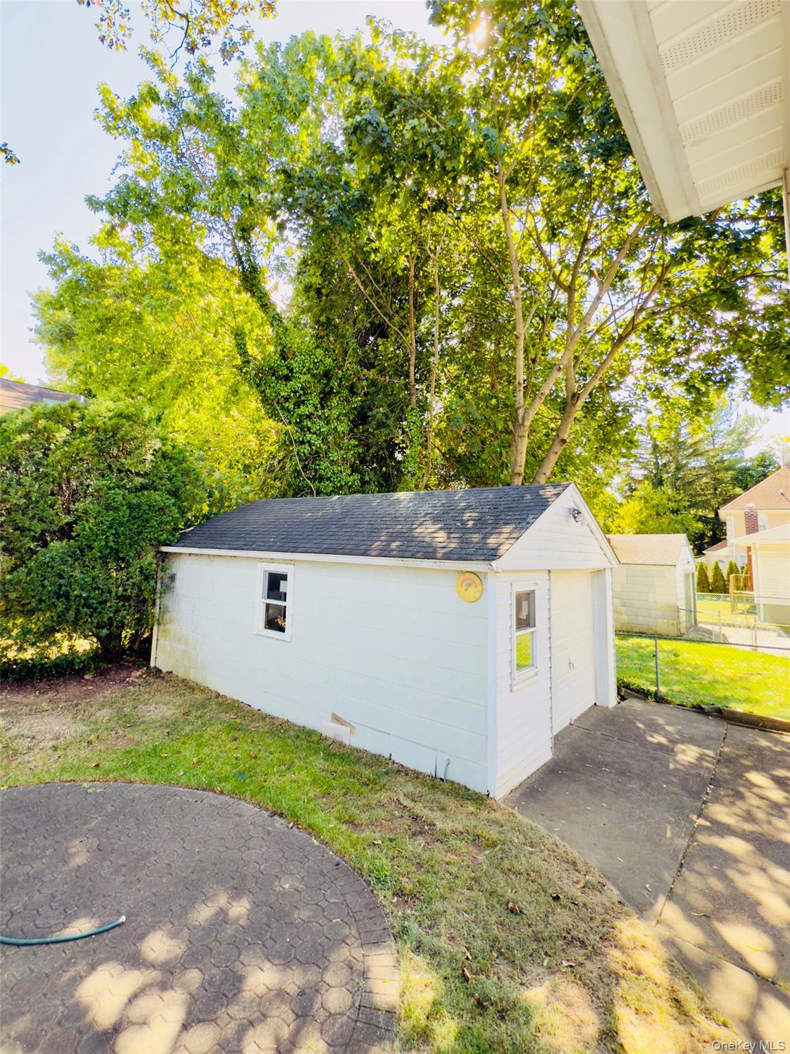 175 San Juan Avenue, Albertson, NY 11507