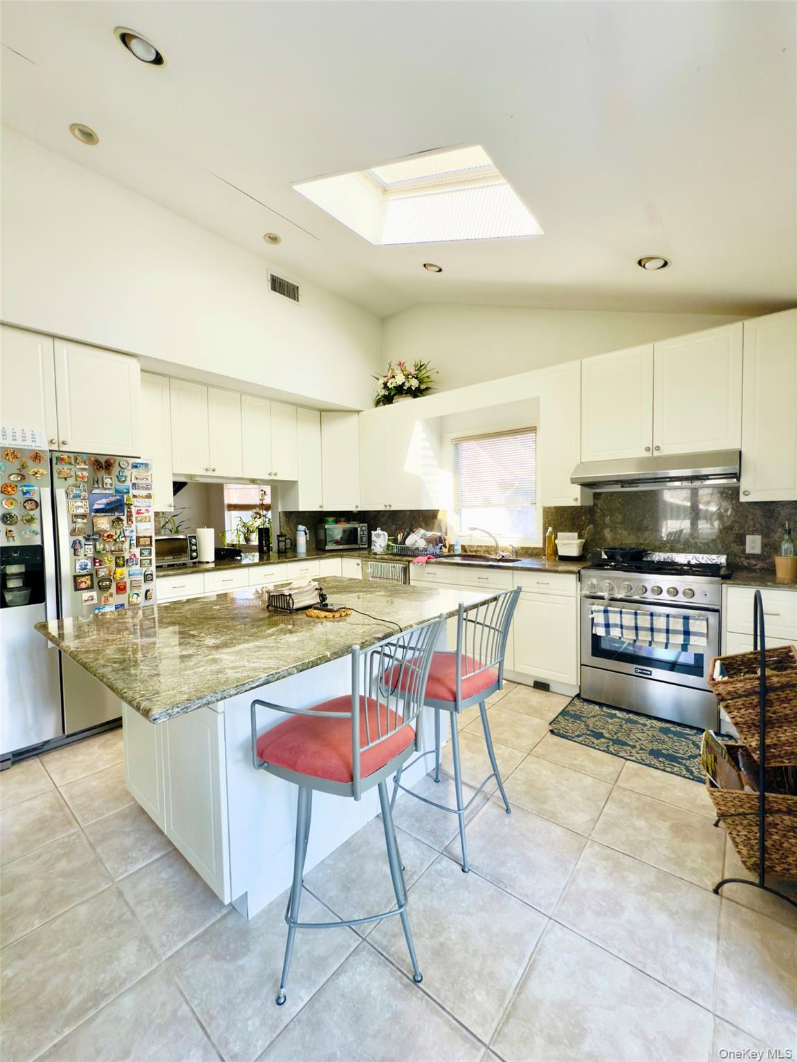 175 San Juan Avenue, Albertson, NY 11507