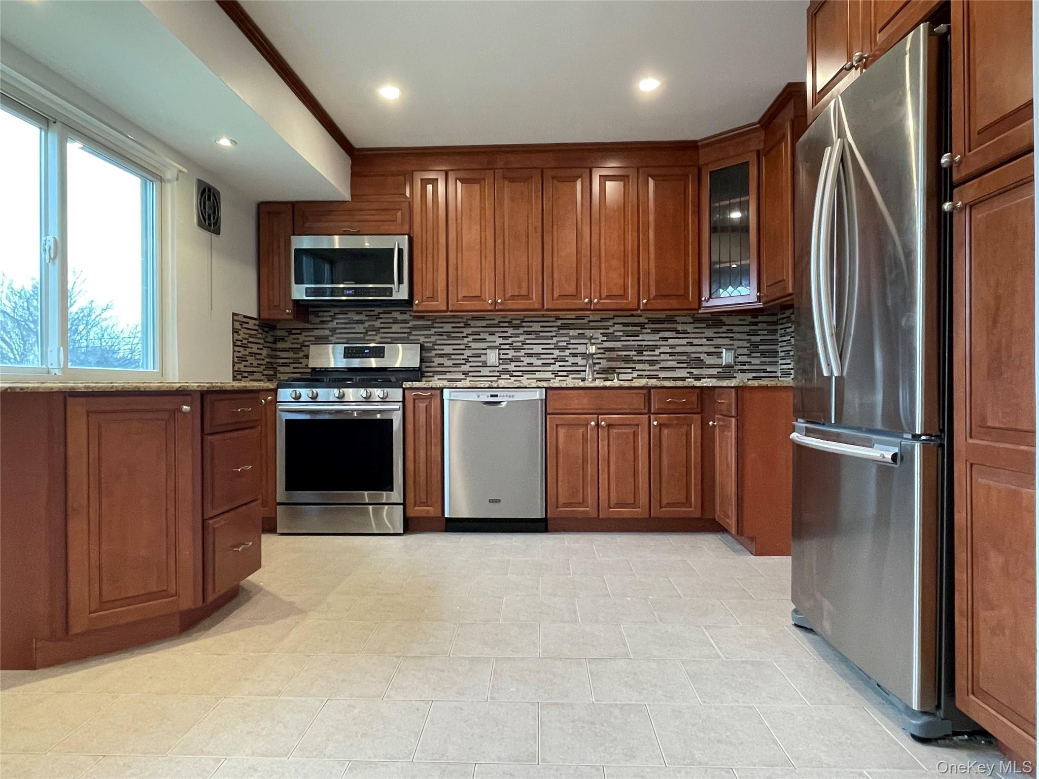 506 Dewitt Avenue, North Babylon, NY 11703