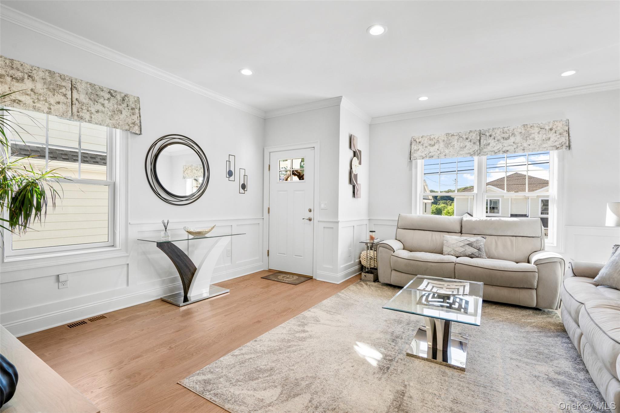 194 Gainsborg Avenue E, West Harrison, NY 10604