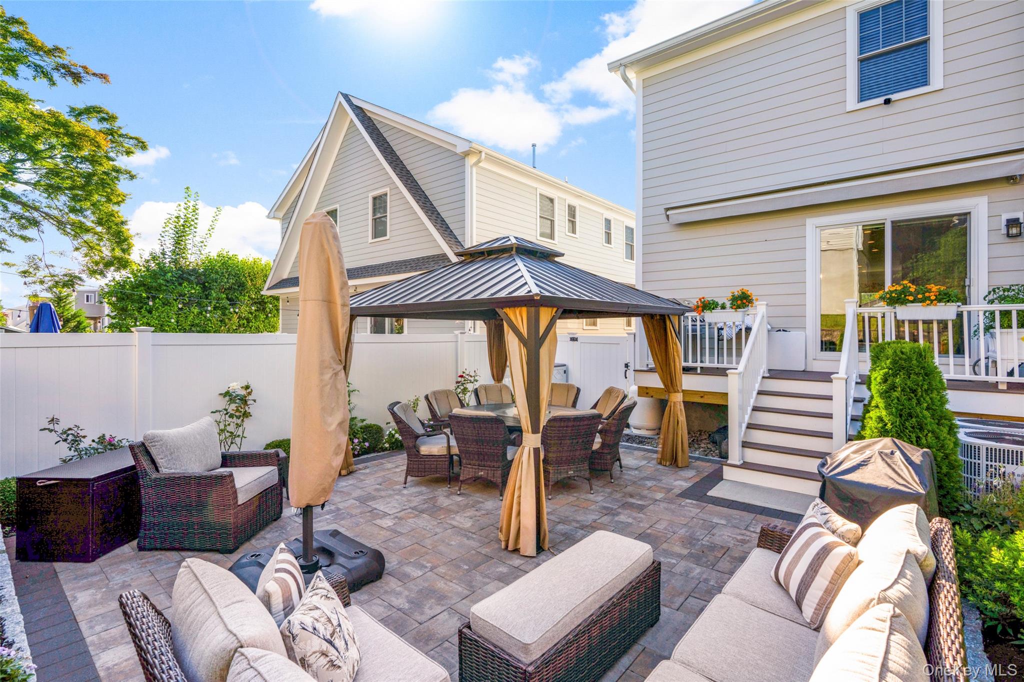 194 Gainsborg Avenue E, West Harrison, NY 10604