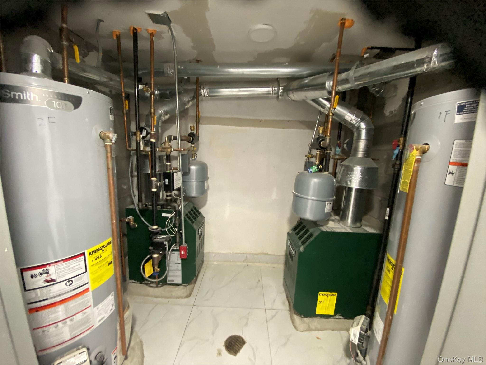 9114 110, Richmond Hill, NY 11418