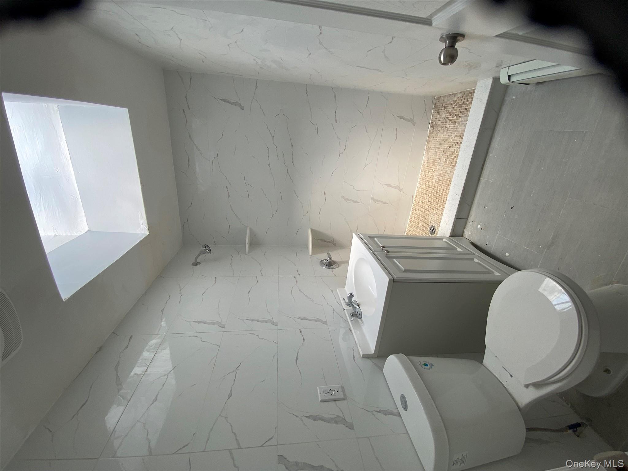 9114 110, Richmond Hill, NY 11418