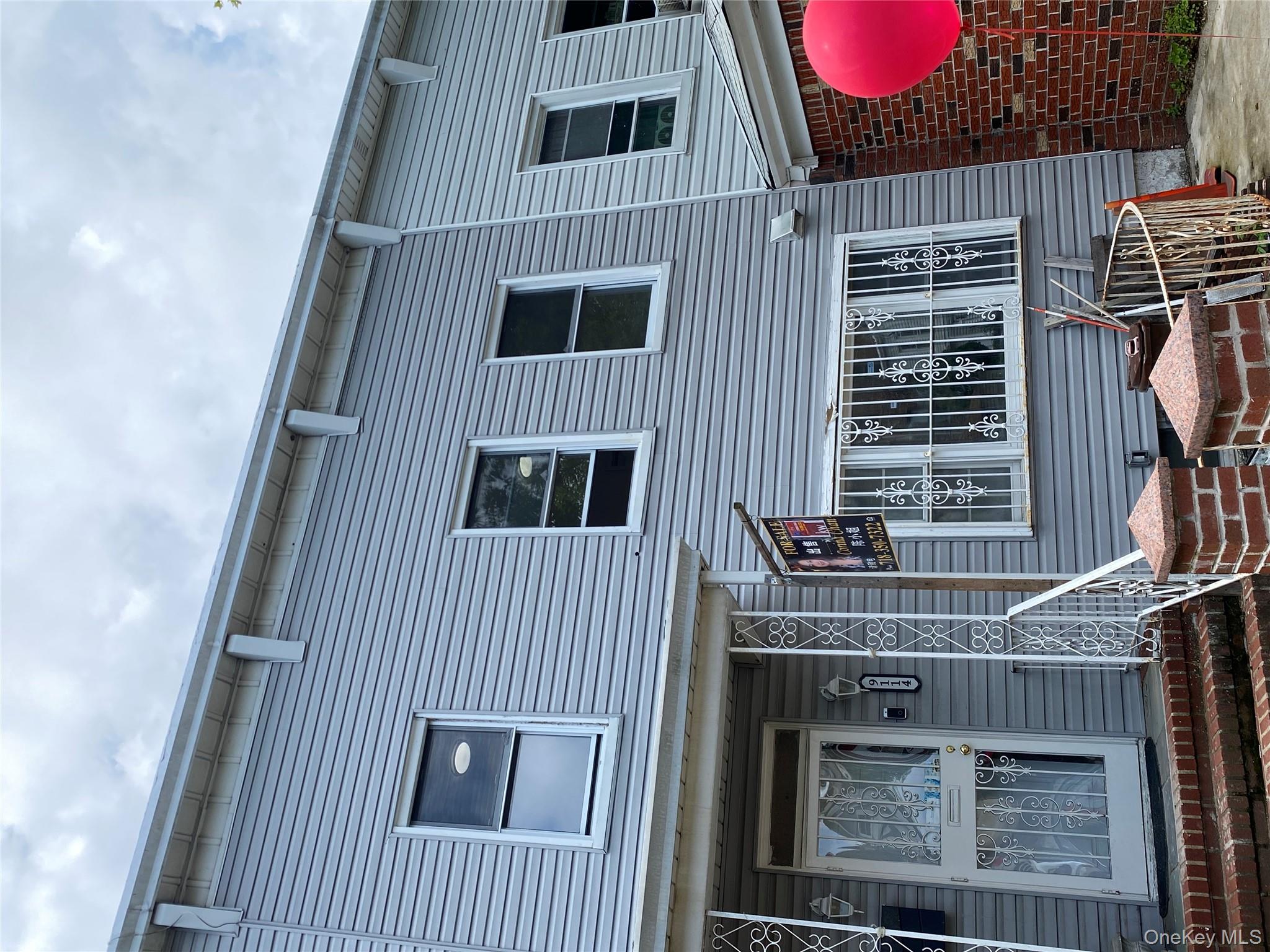 9114 110, Richmond Hill, NY 11418