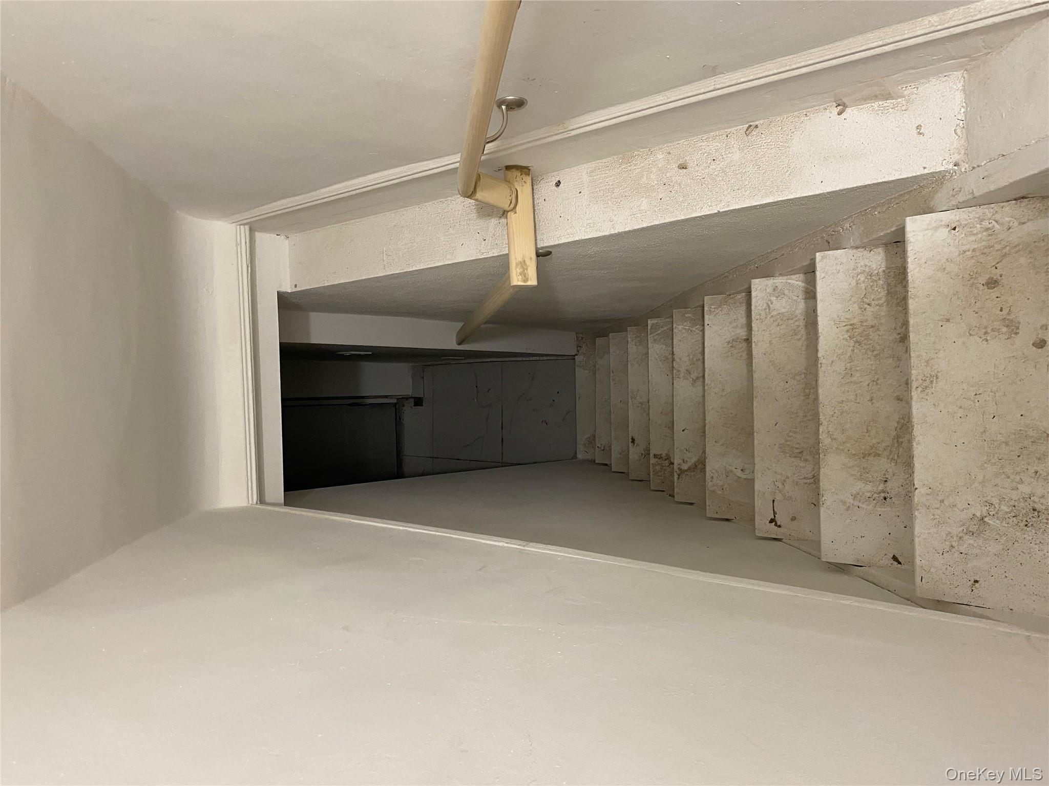 9114 110, Richmond Hill, NY 11418