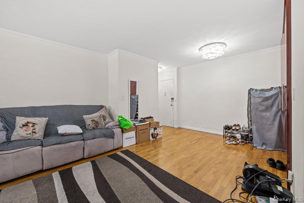 6135 98th Street # 8D, Rego Park, NY 11374