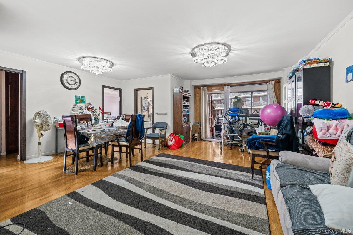 6135 98th Street # 8D, Rego Park, NY 11374