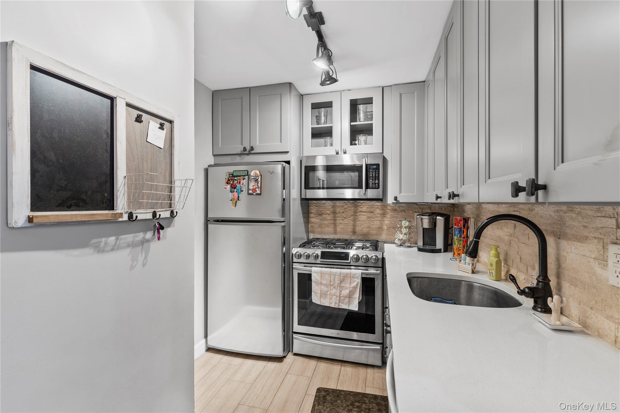 522 Shore Road # 1MM, Long Beach, NY 11561