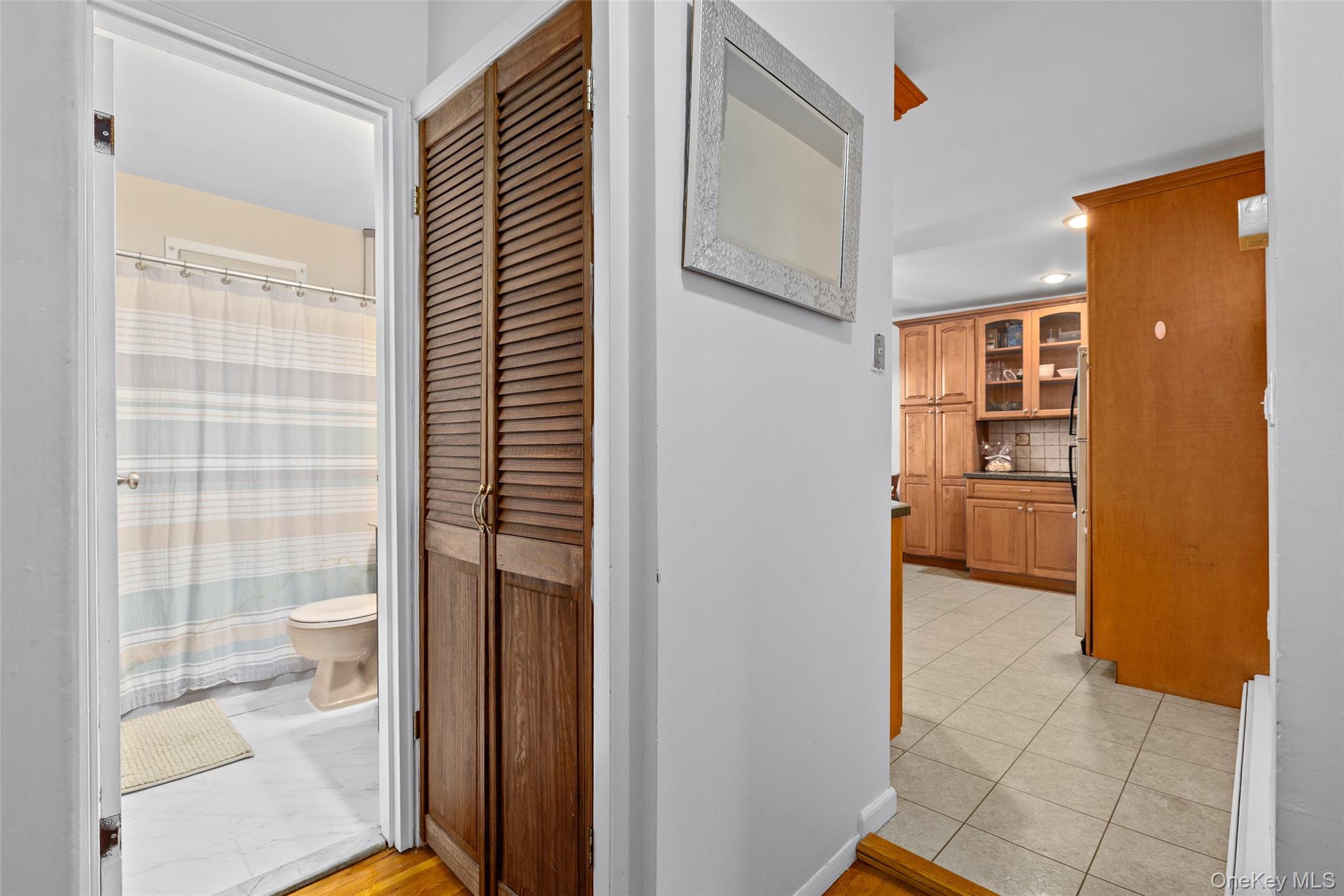 253 Hicksville Road # 2K, Bethpage, NY 11714