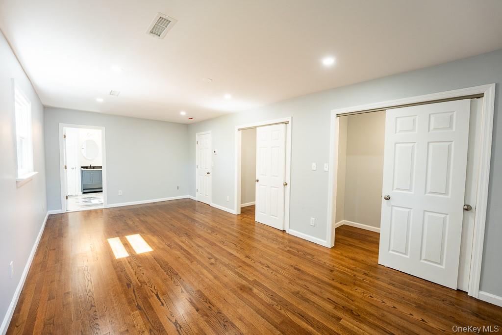 25 Robin Road, Poughkeepsie, NY 12601