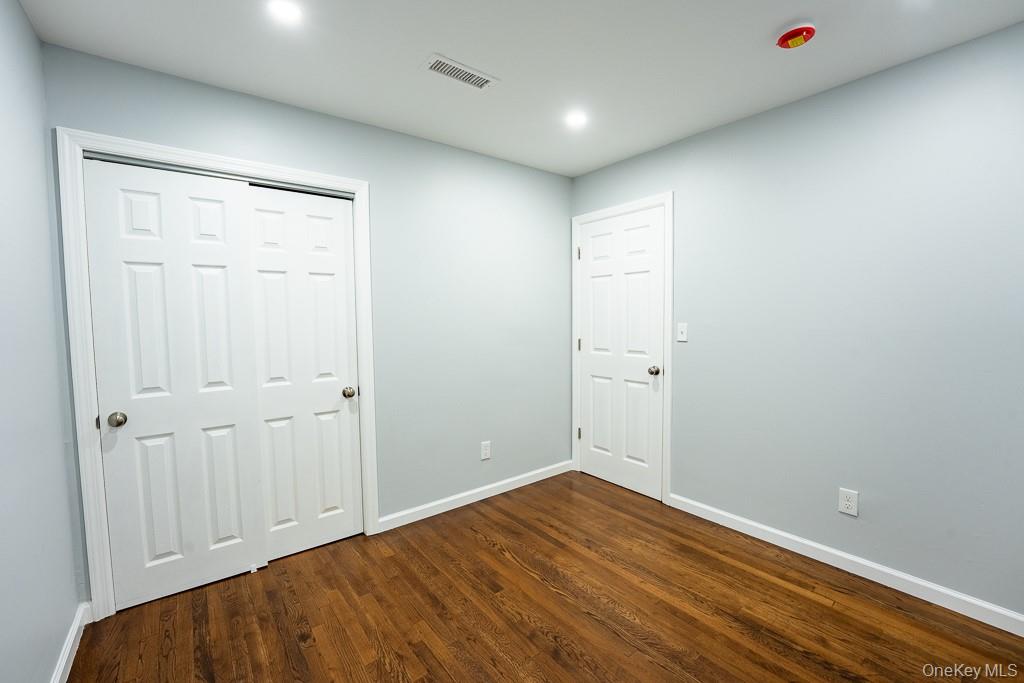 25 Robin Road, Poughkeepsie, NY 12601