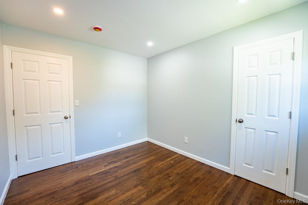 25 Robin Road, Poughkeepsie, NY 12601