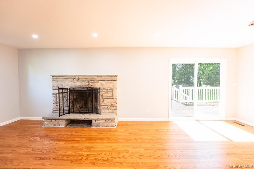 25 Robin Road, Poughkeepsie, NY 12601