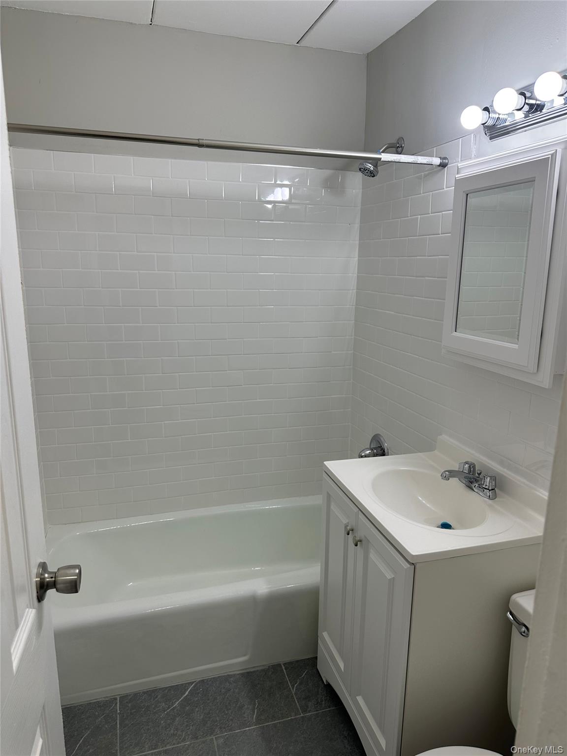 2035 Central Park Avenue # 1M, Yonkers, NY 10710