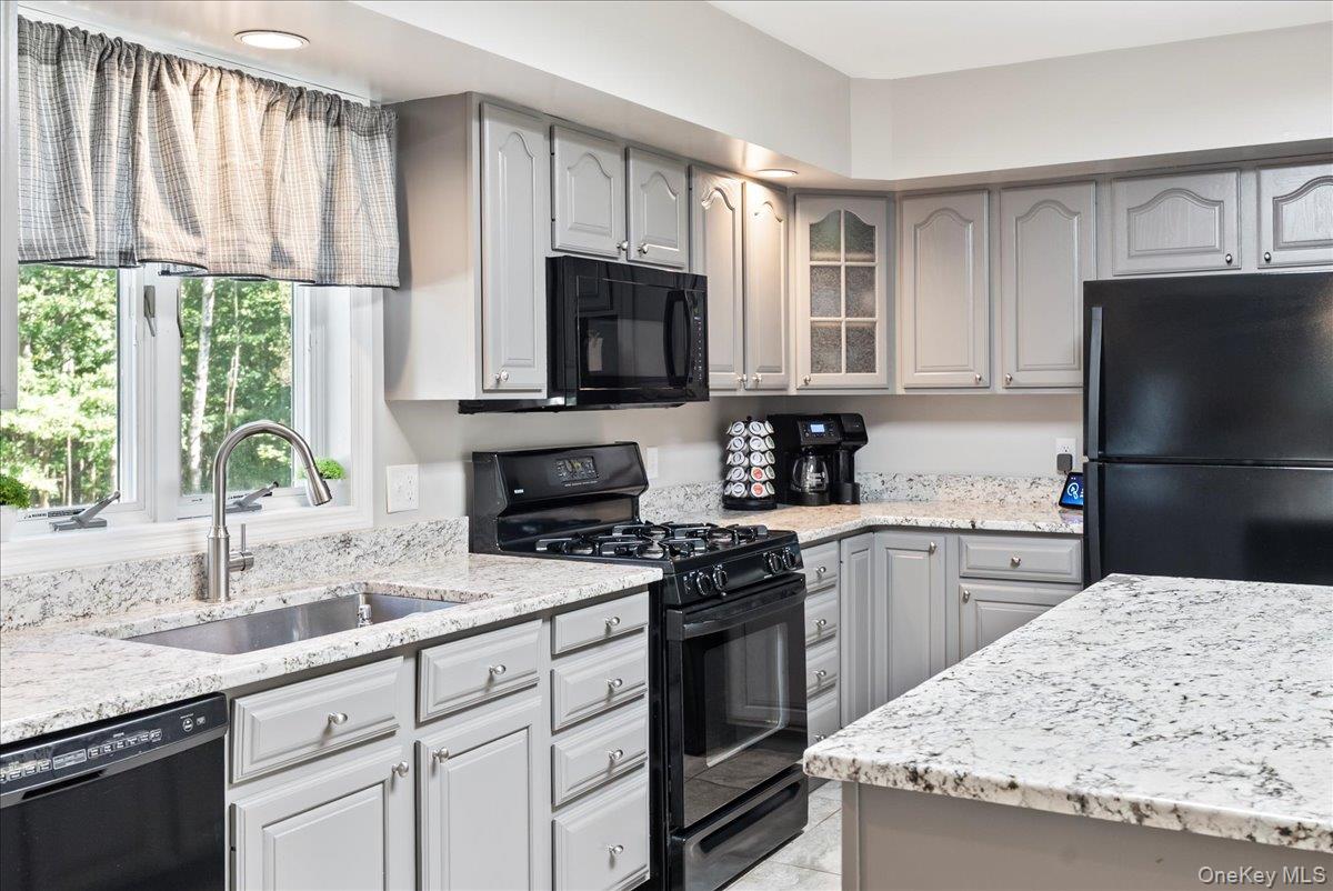 29 Stone Mountain Road, Cairo, NY 12473