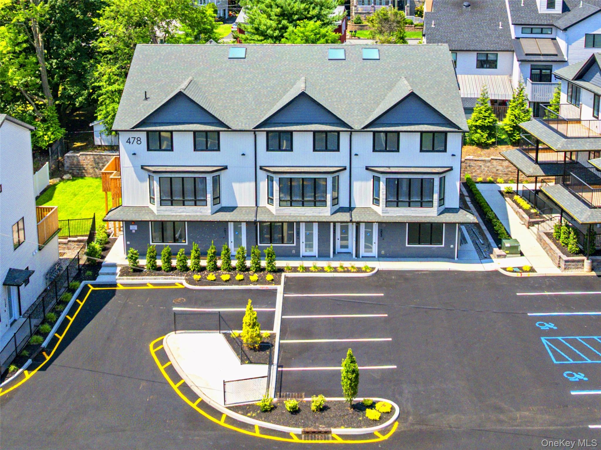 478 W Central Avenue # 111, Spring Valley, NY 10977