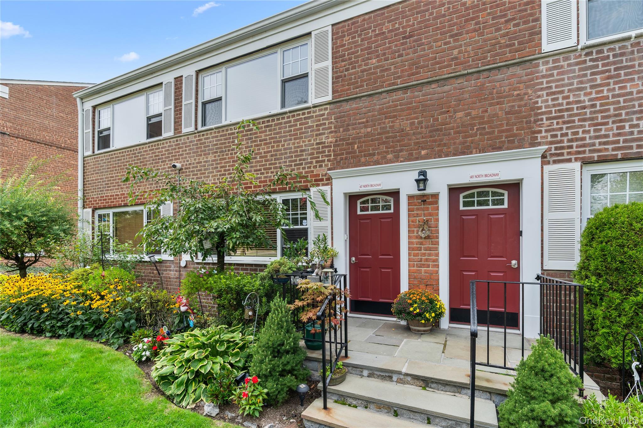 147 N Broadway # 2, White Plains, NY 10603