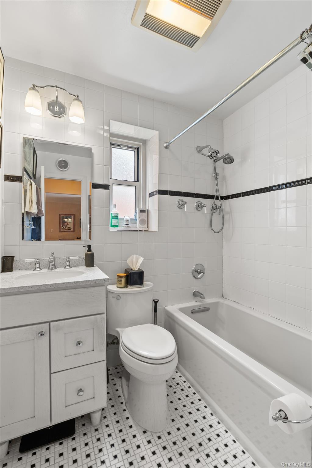 147 N Broadway # 2, White Plains, NY 10603