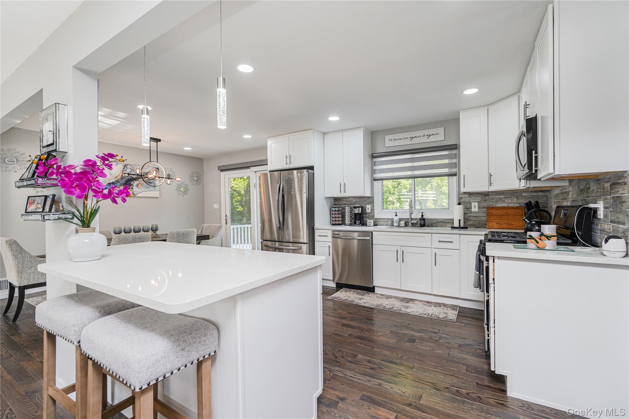 383 Woodrow Rd, Staten Island, NY 10312