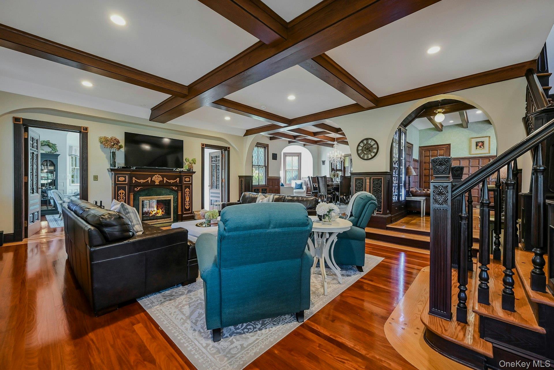 242 Handsome Avenue, Sayville, NY 11782