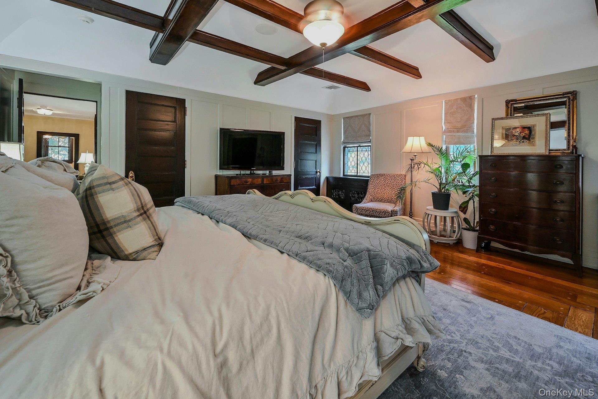 242 Handsome Avenue, Sayville, NY 11782