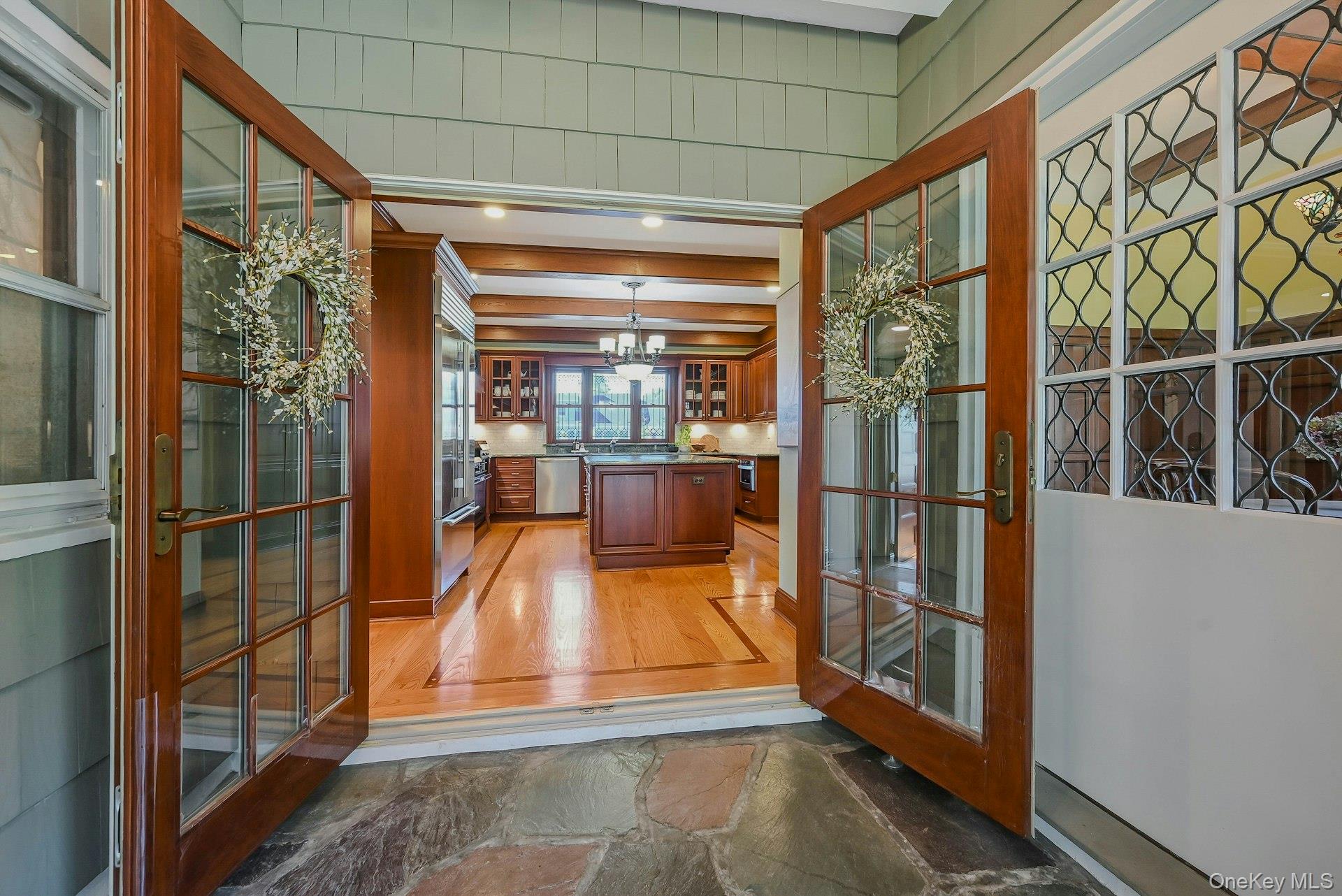 242 Handsome Avenue, Sayville, NY 11782