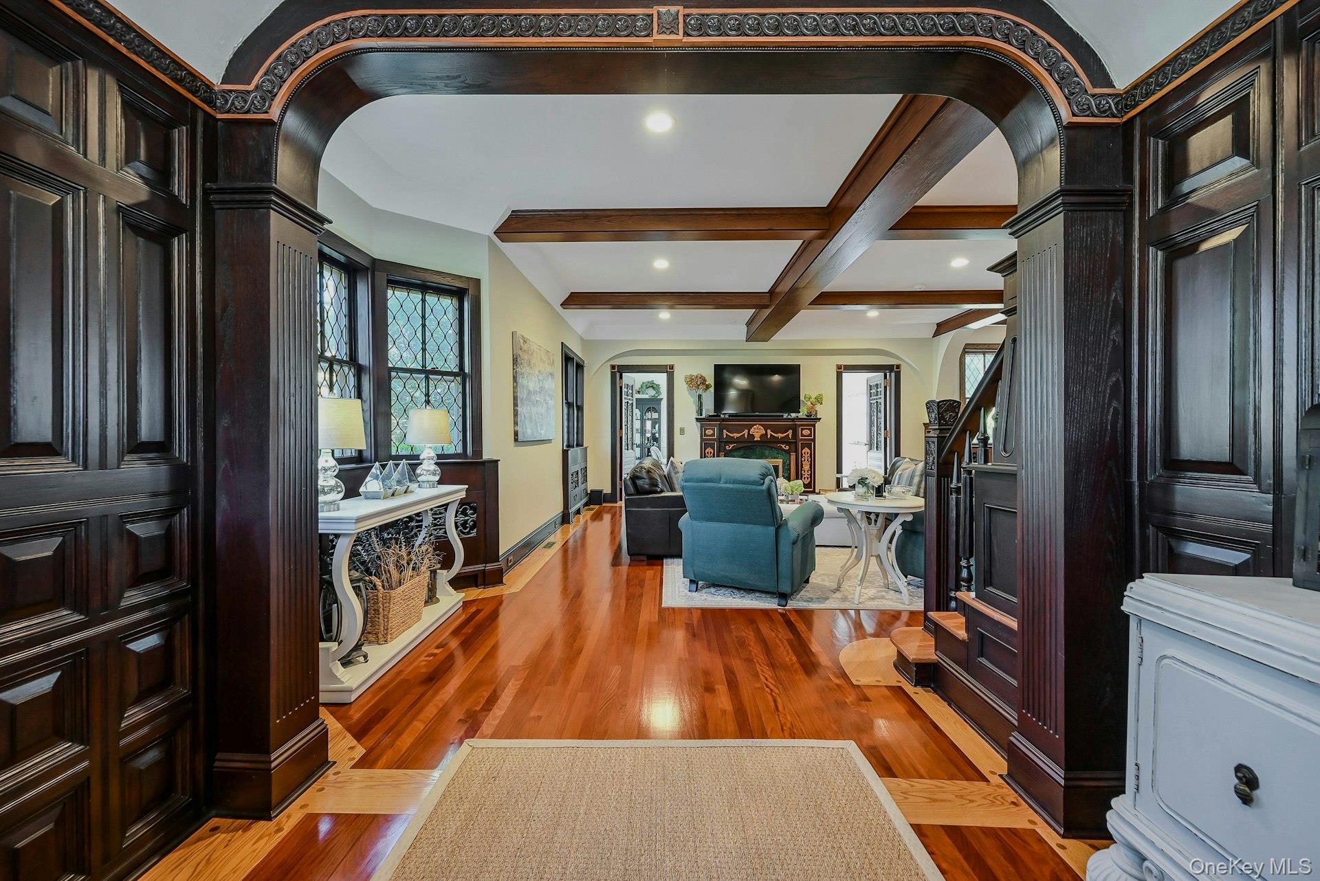 242 Handsome Avenue, Sayville, NY 11782