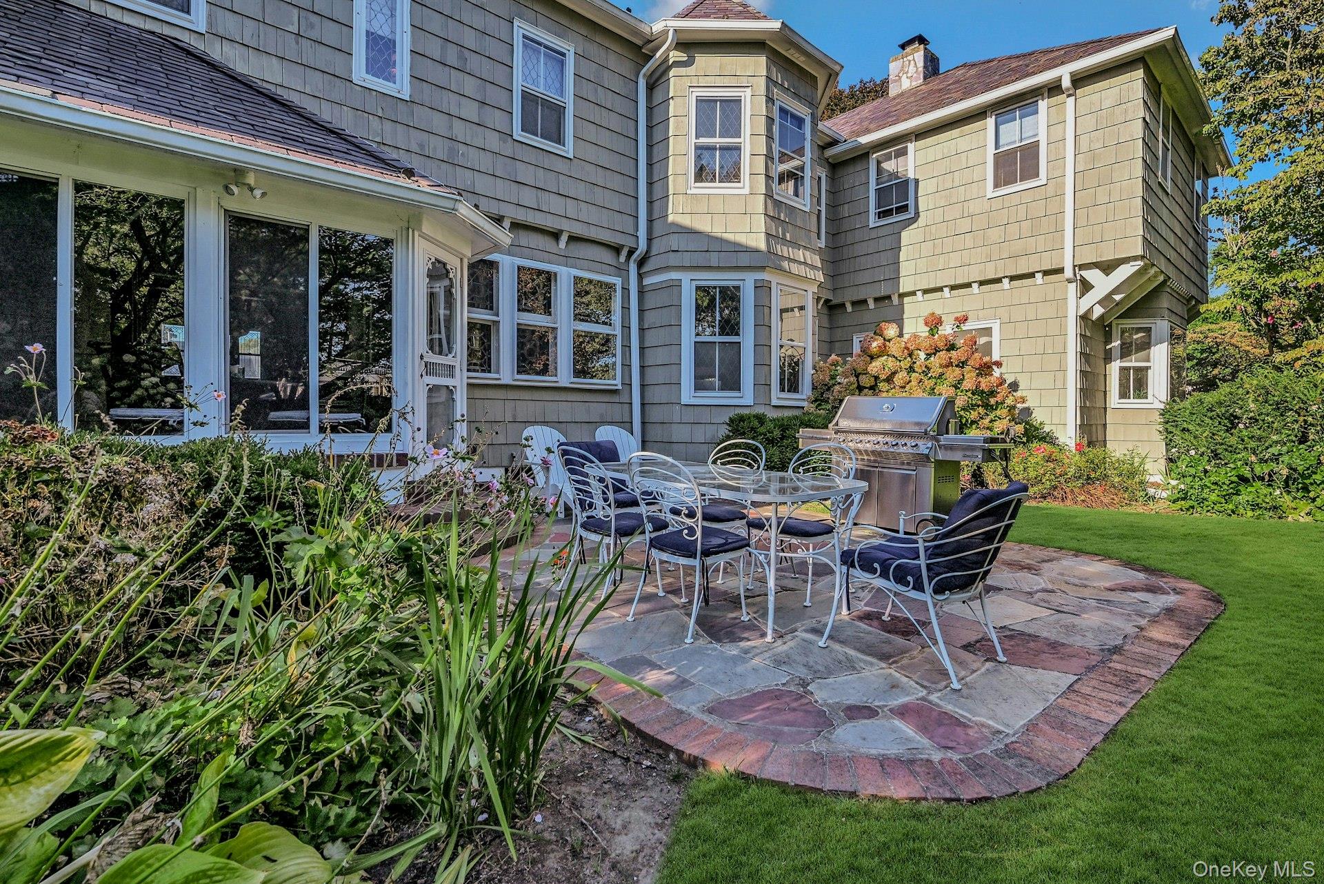 242 Handsome Avenue, Sayville, NY 11782