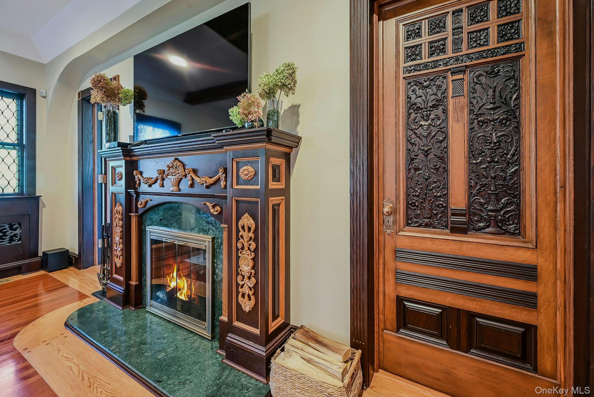 242 Handsome Avenue, Sayville, NY 11782