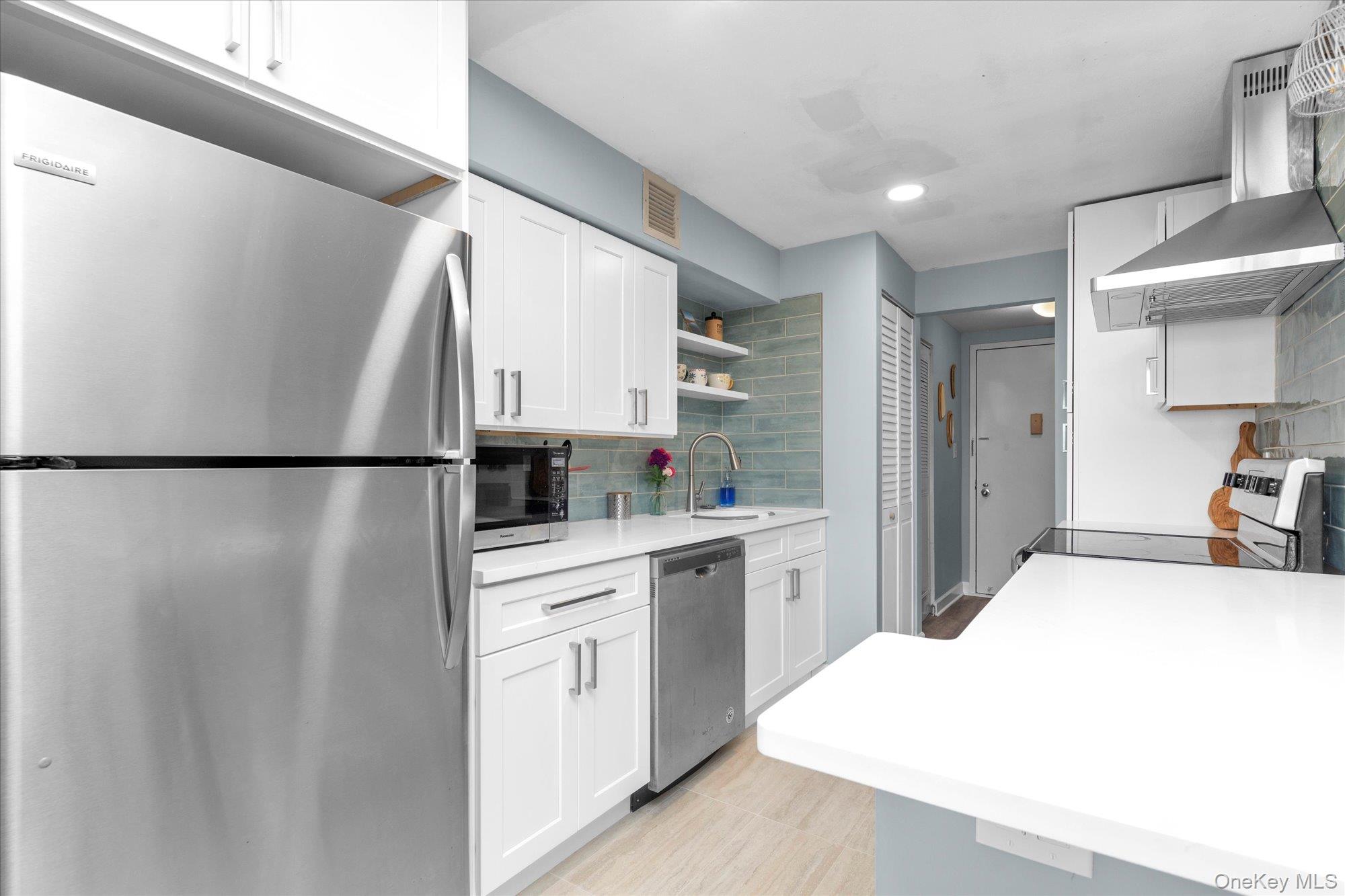 235 W Park Avenue # 503, Long Beach, NY 11561