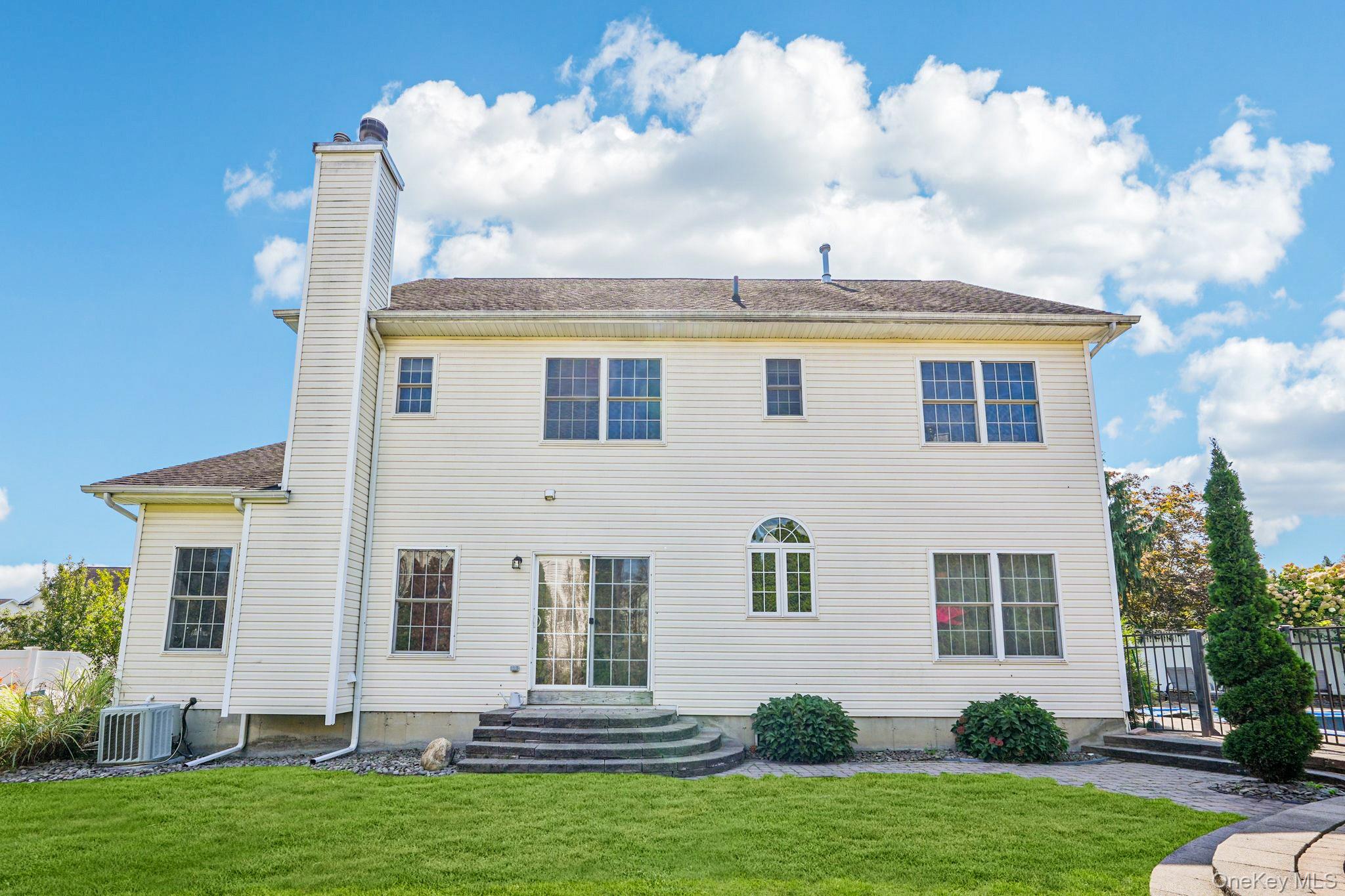 2622 Liberty Ridge, New Windsor, NY 12553