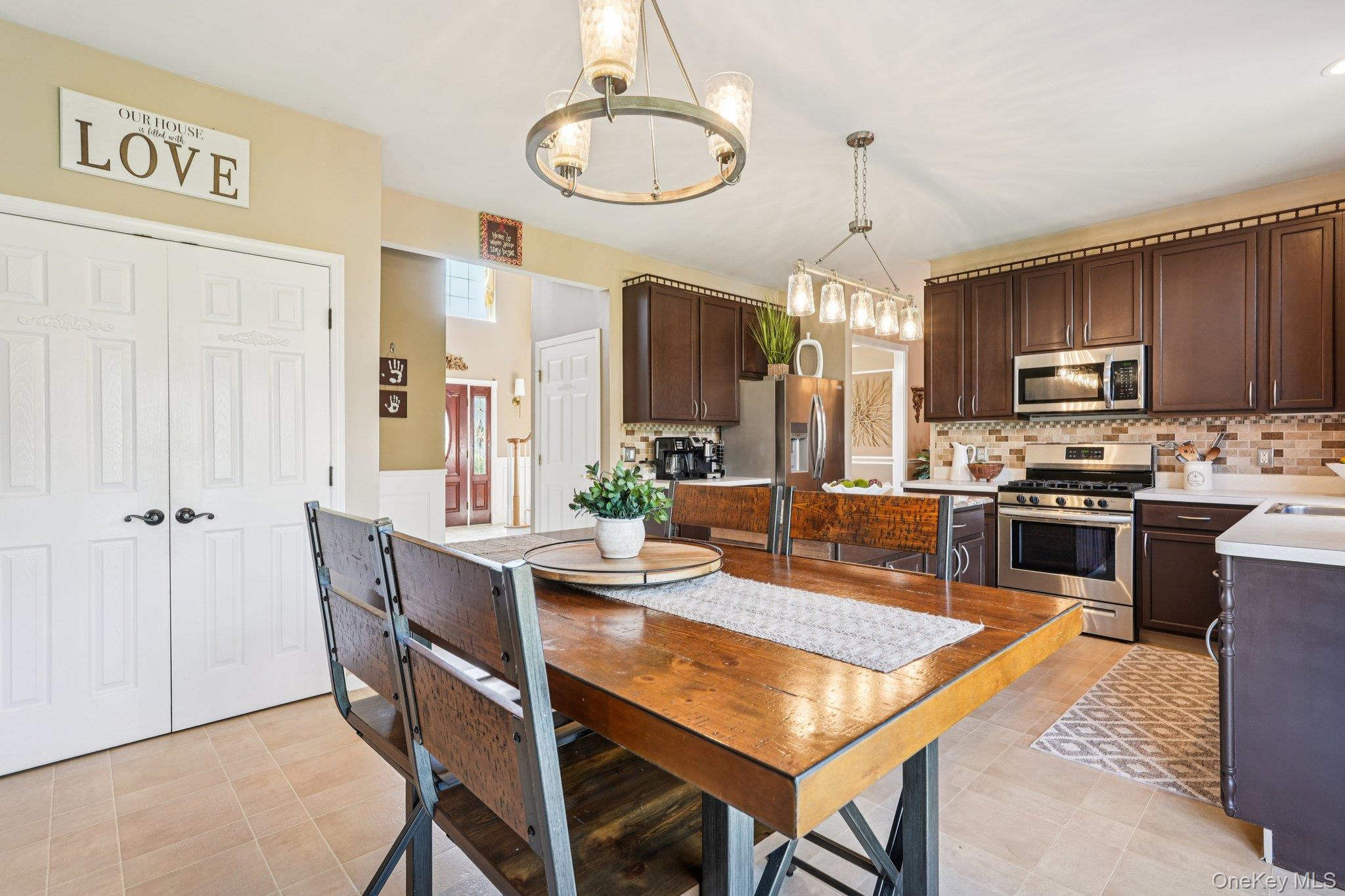 2622 Liberty Ridge, New Windsor, NY 12553