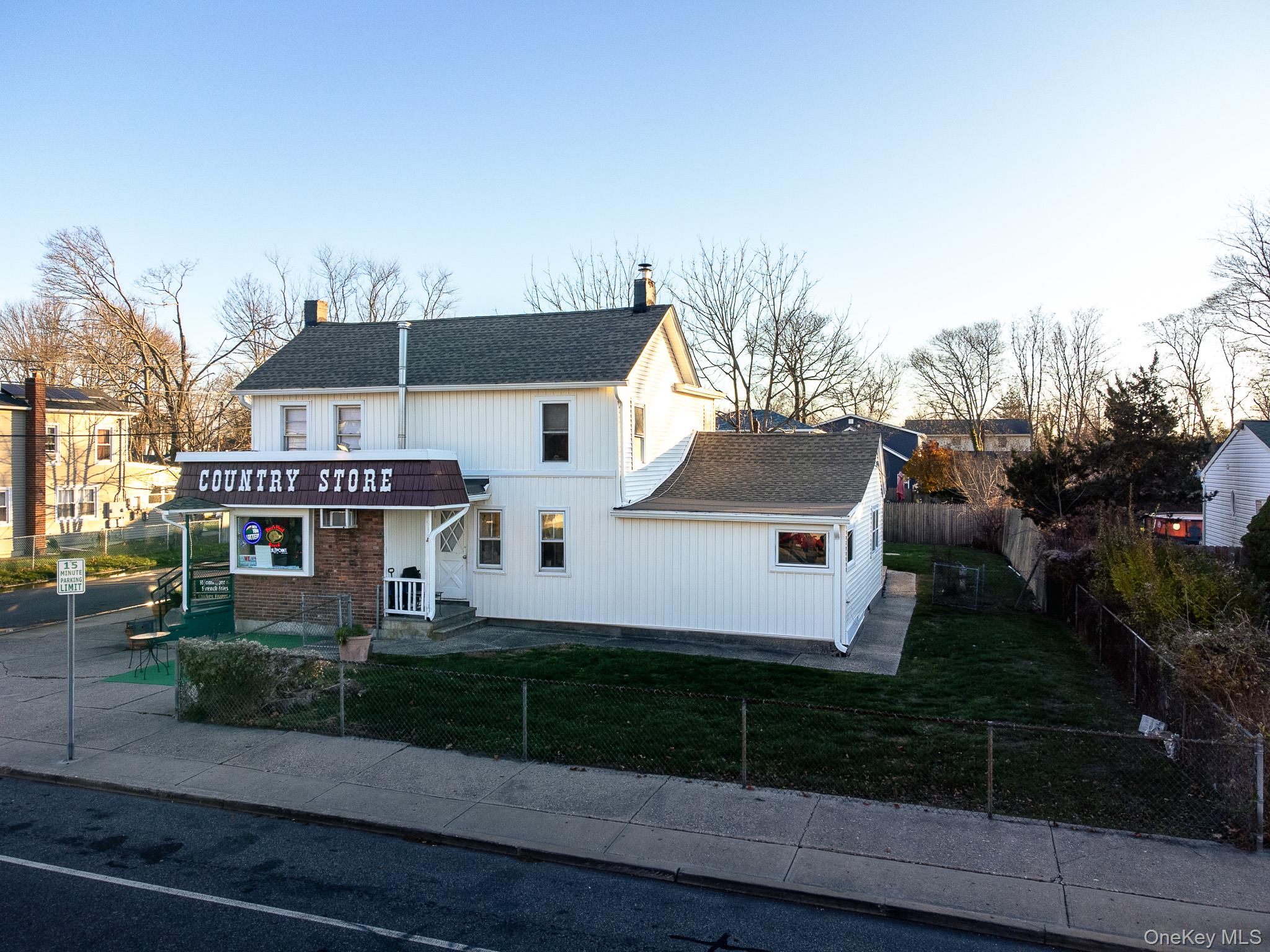 479 S Ocean Avenue, Patchogue, NY 11772