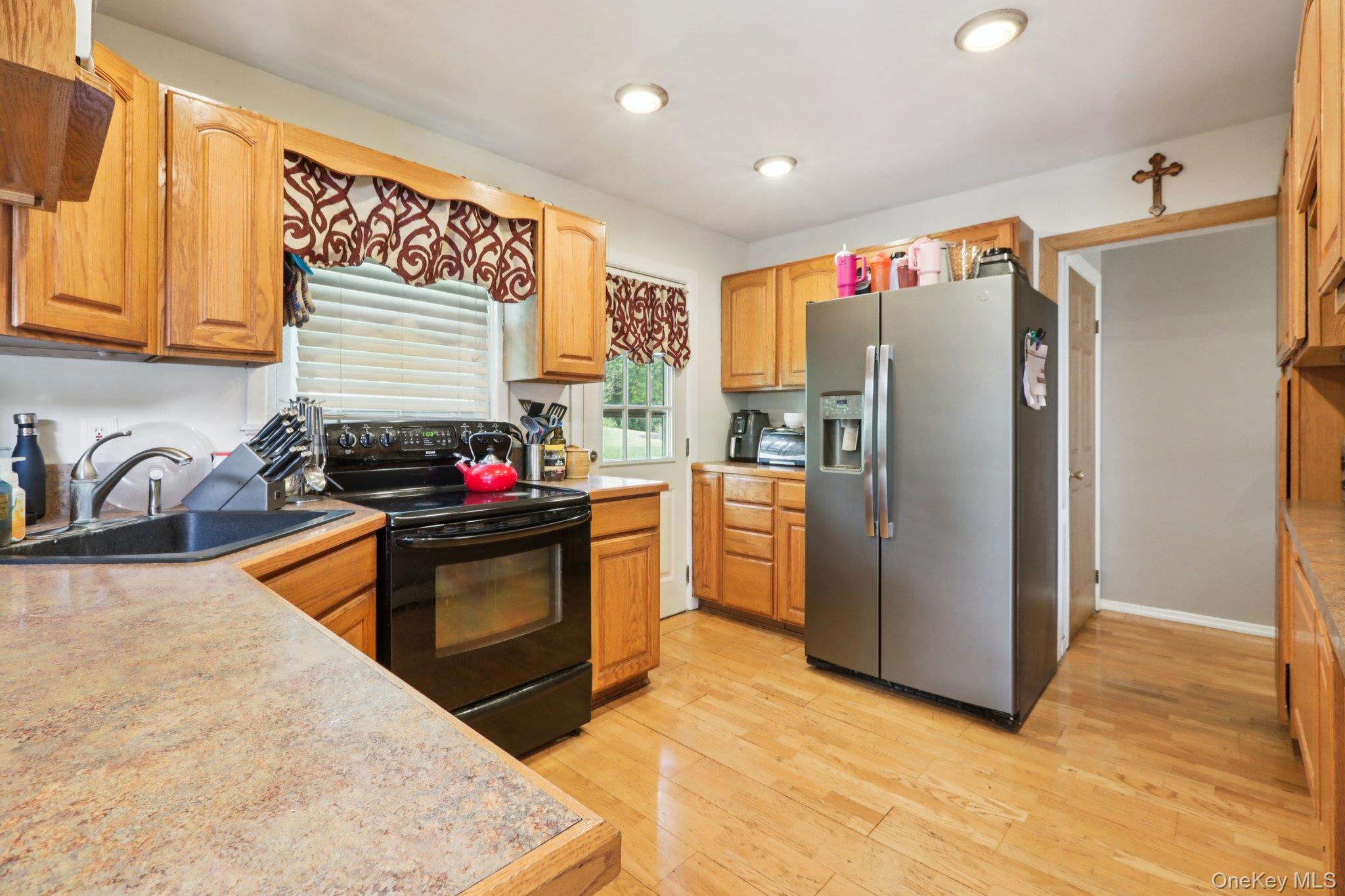 9 Hedges Road, Warwick, NY 10990