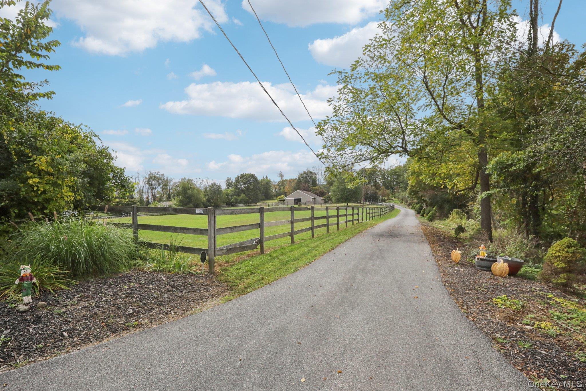 9 Hedges Road, Warwick, NY 10990