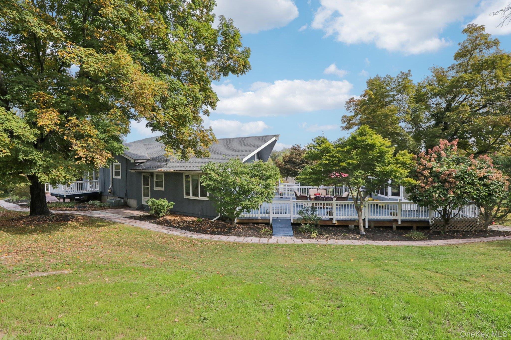 9 Hedges Road, Warwick, NY 10990