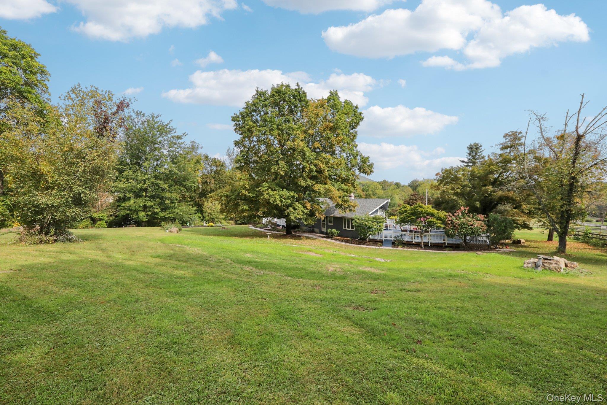 9 Hedges Road, Warwick, NY 10990