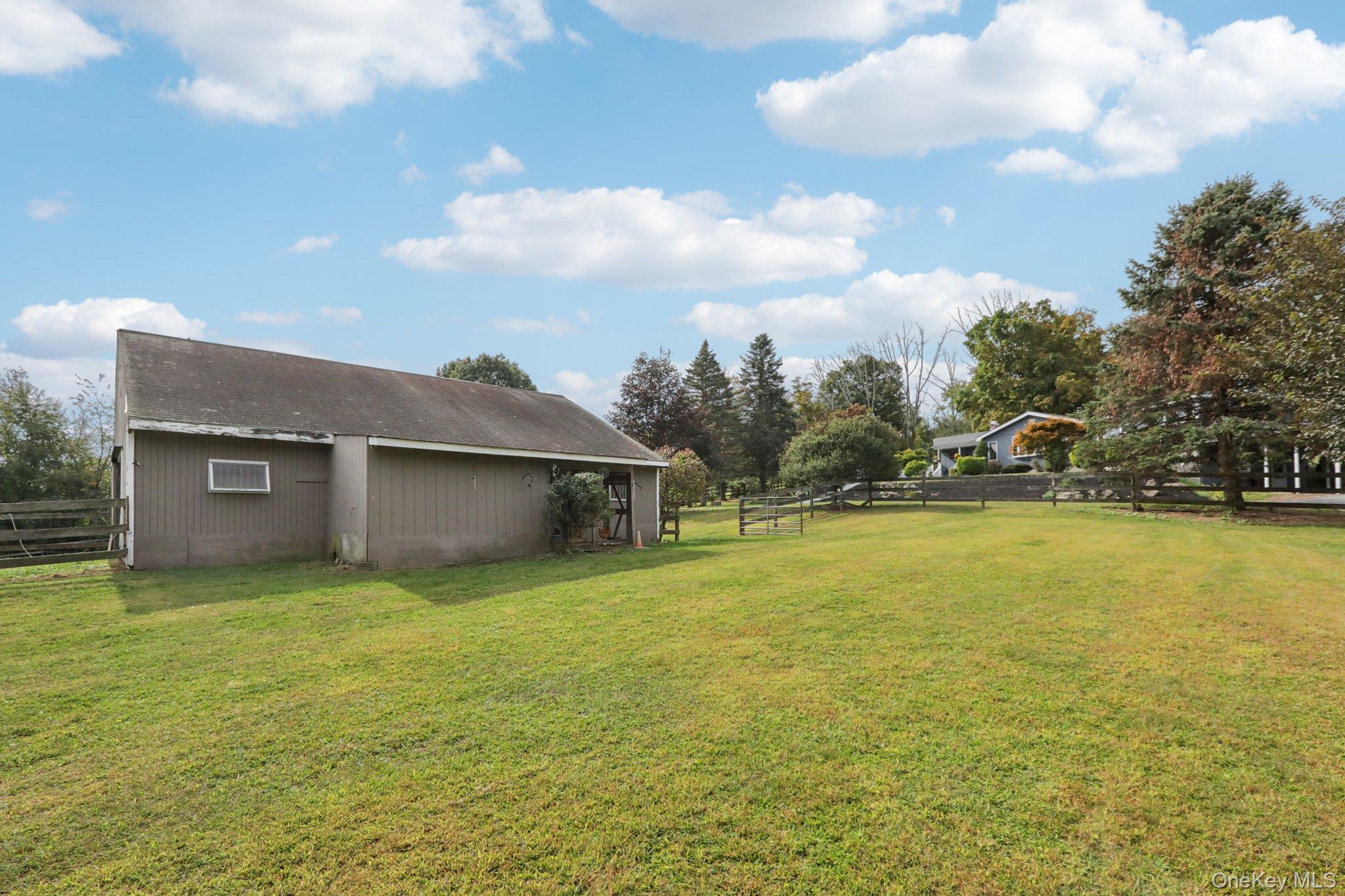 9 Hedges Road, Warwick, NY 10990