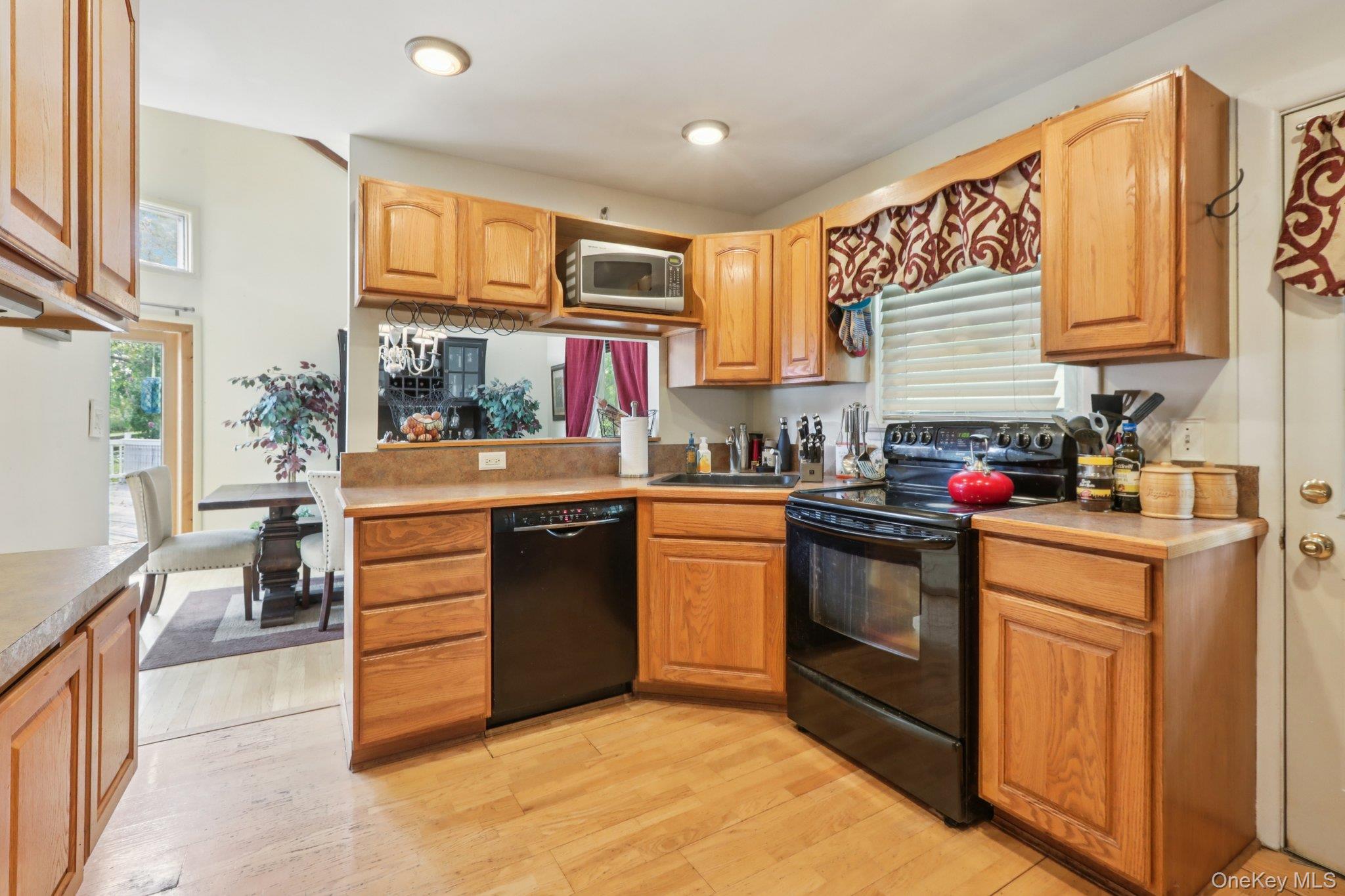 9 Hedges Road, Warwick, NY 10990