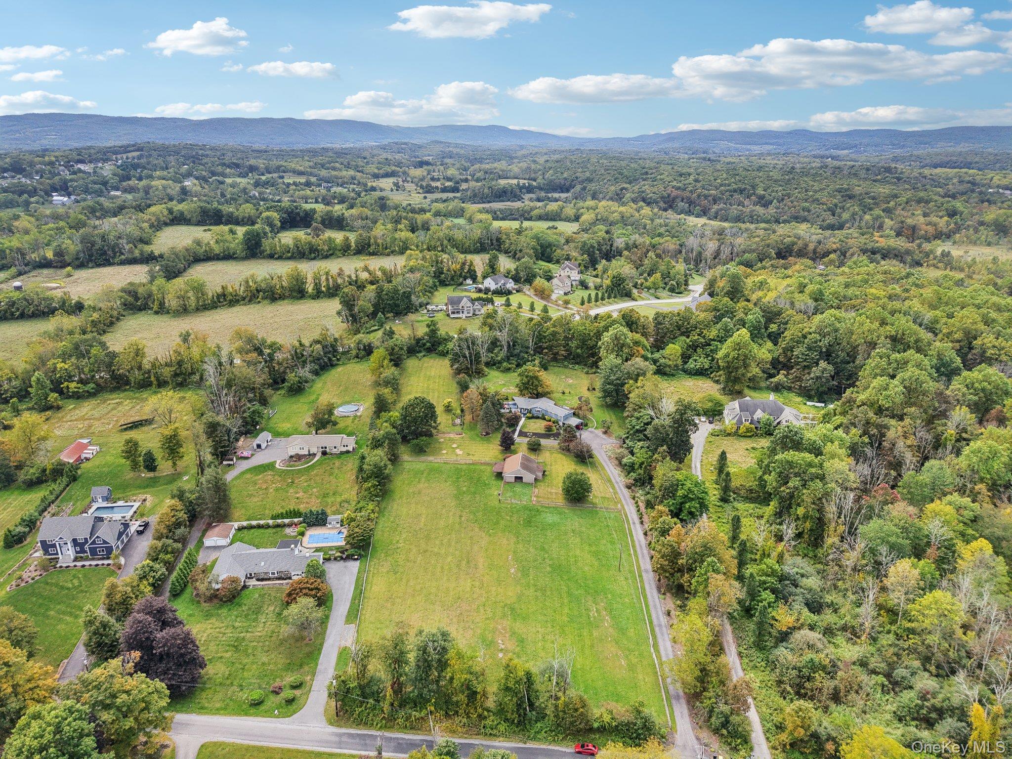 9 Hedges Road, Warwick, NY 10990