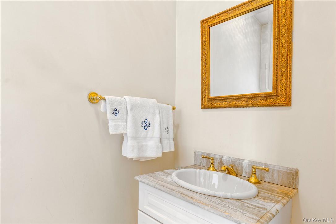 6 Love Lane, Harrison, NY 10528