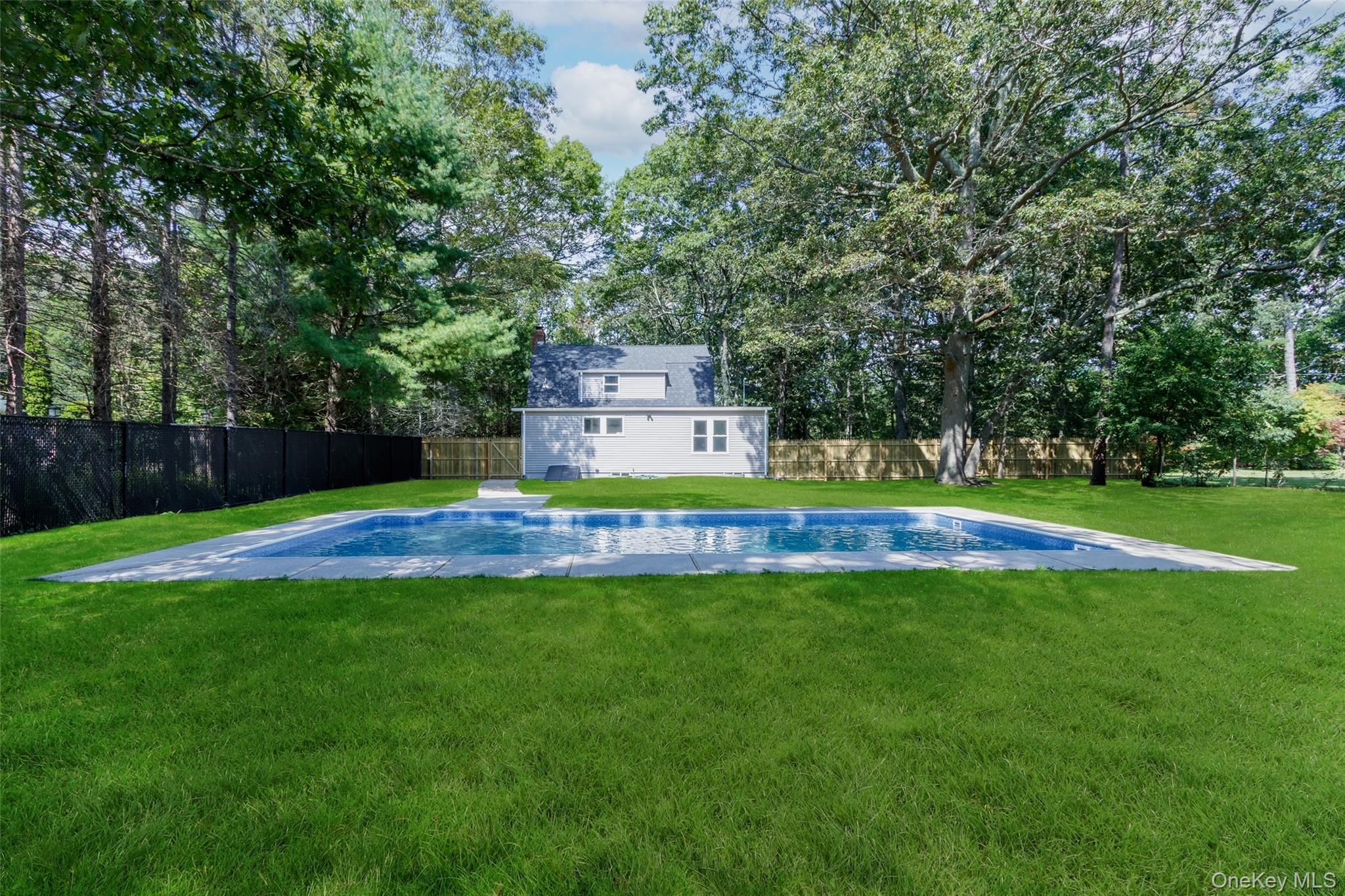 16 Harts Road, East Moriches, NY 11940