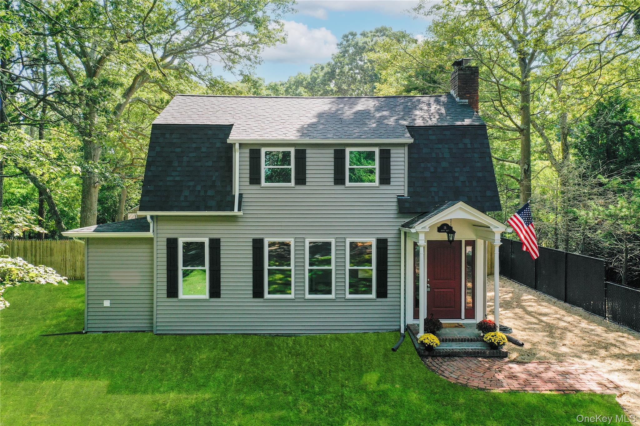 16 Harts Road, East Moriches, NY 11940