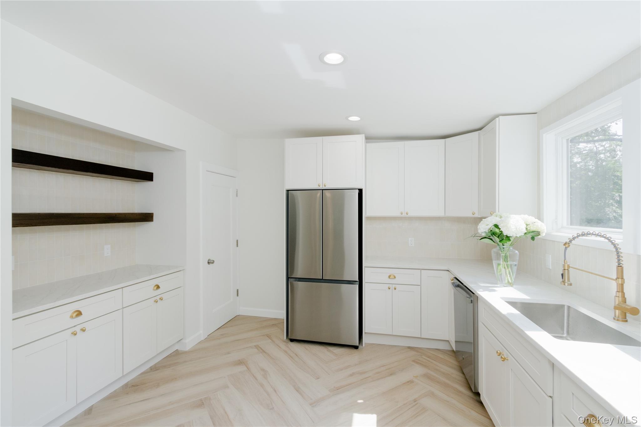 16 Harts Road, East Moriches, NY 11940