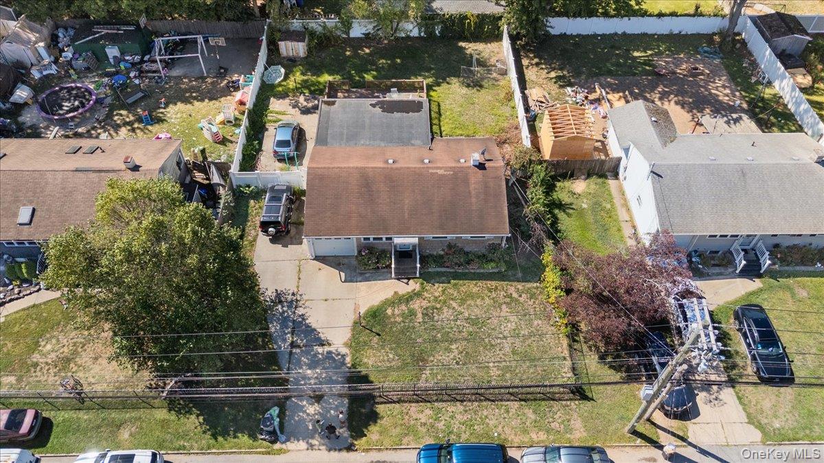 1706 Manatuck Boulevard, Bay Shore, NY 11706