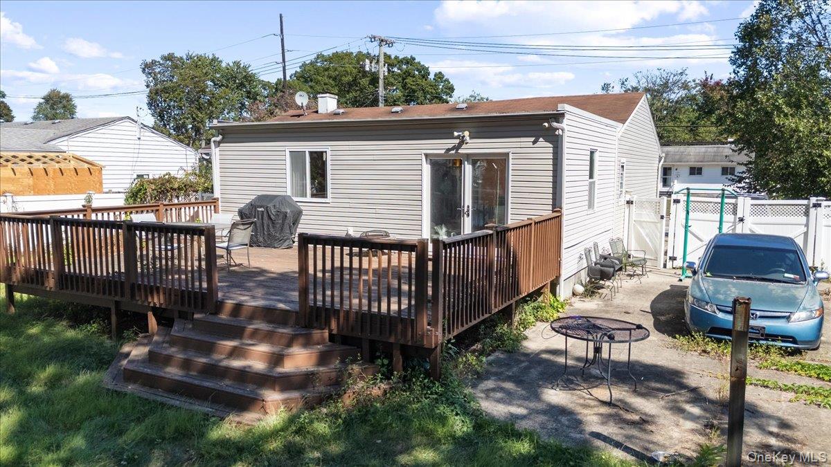 1706 Manatuck Boulevard, Bay Shore, NY 11706