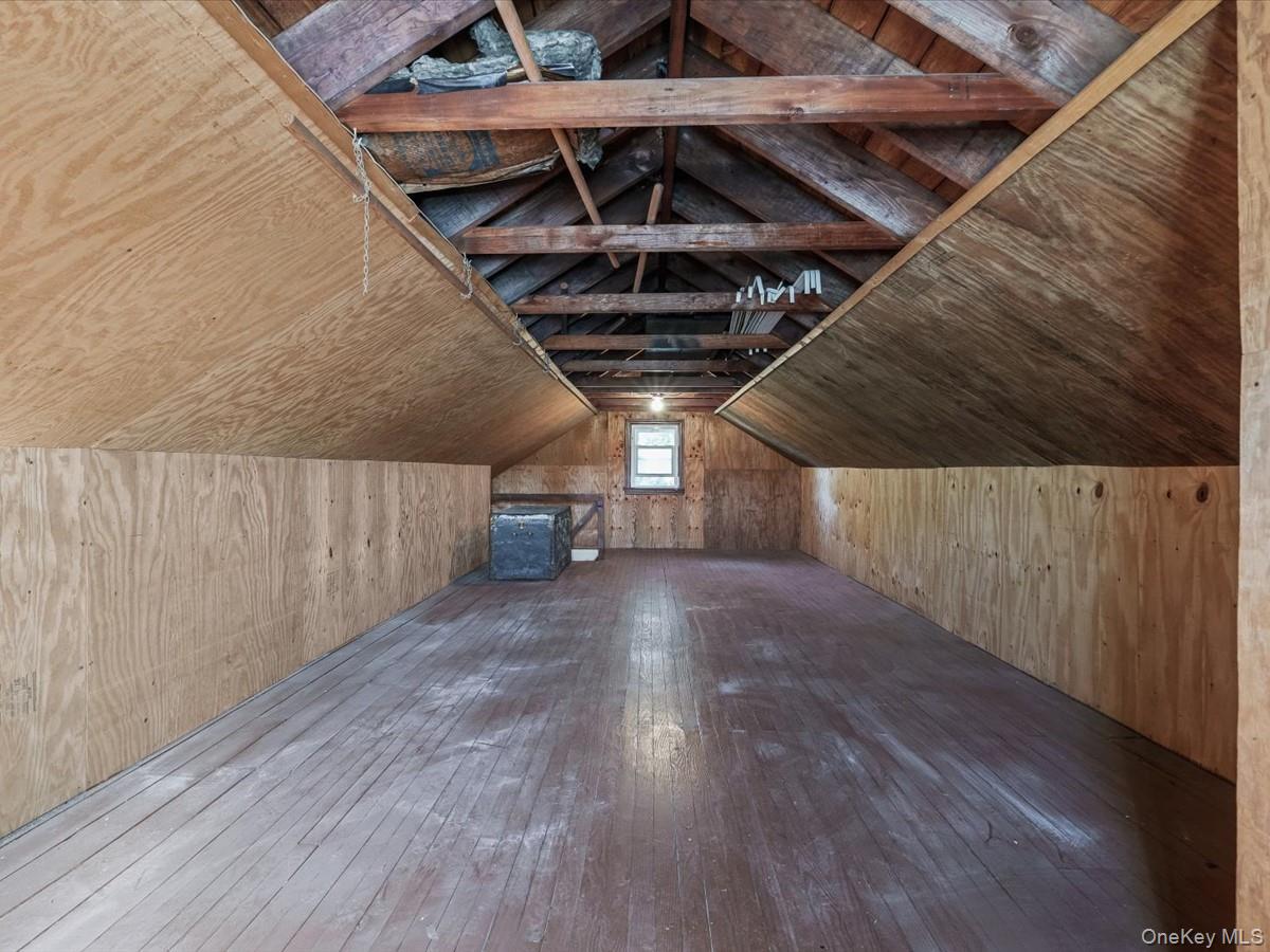 85-65 262nd Street, Floral Park, NY 11001