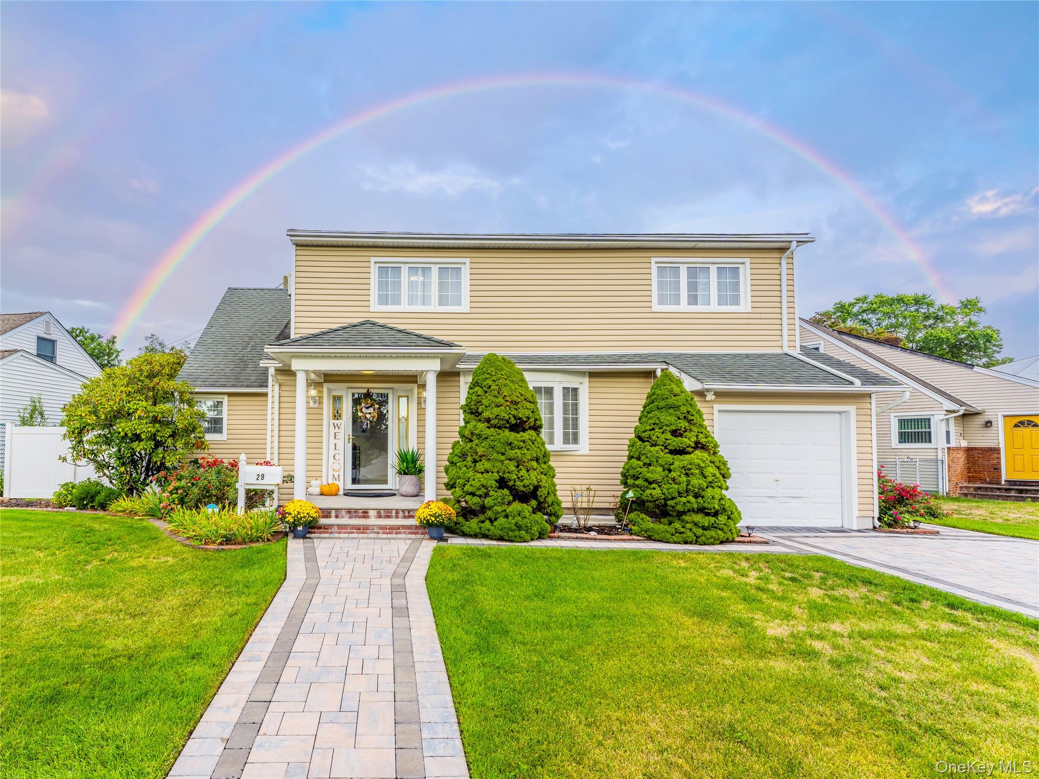 29 Underhill Avenue, Syosset, NY 11791