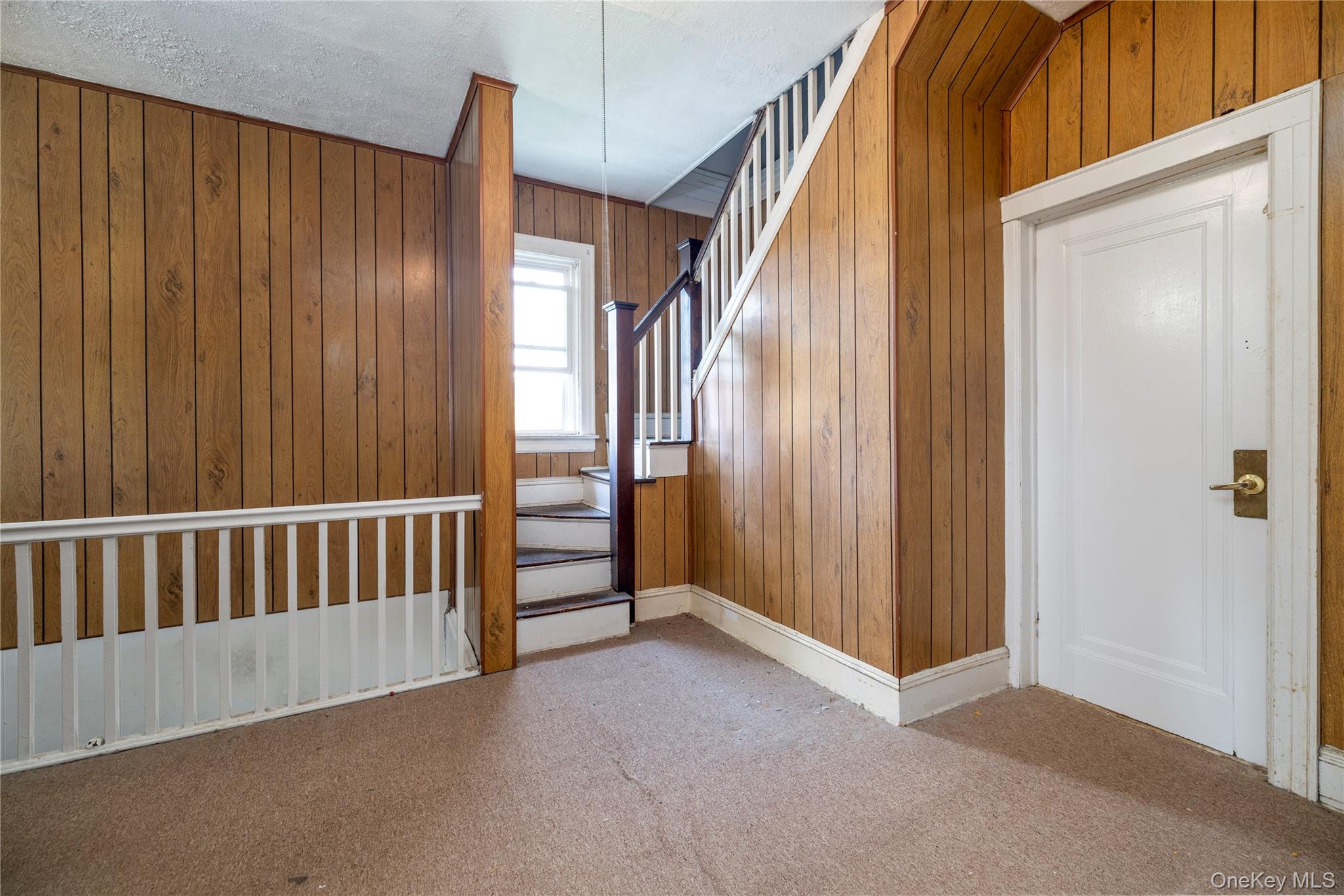 59 Lakeview Avenue, Lynbrook, NY 11563