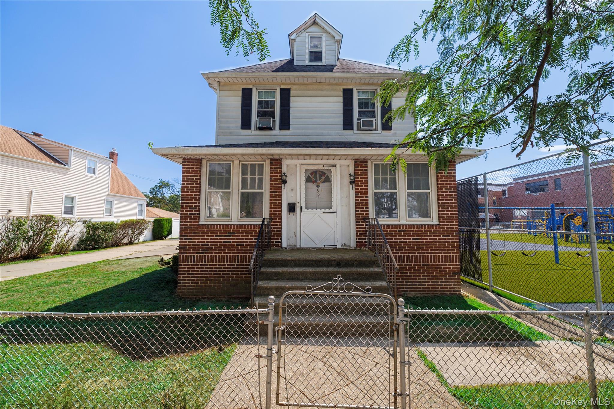 59 Lakeview Avenue, Lynbrook, NY 11563